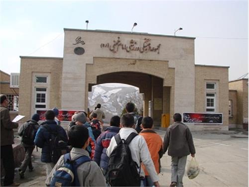 اعزام دانش آموزان کهگیلویه وبویراحمد به اردوی علوی