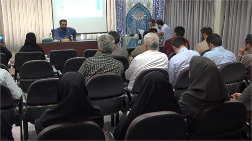 مراسم قرعه‌کشی مسابقه کتابخوانی «آخرین شاه، آخرین دربار» برگزار شد
